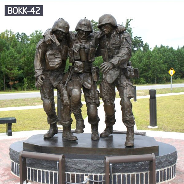 Life Size Bronze No Man Left Behind Soldier Statue for Sale