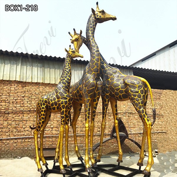 Life Size Bronze Giraffe Family Sculpture Outdoor Decor Supplier BOK1-218