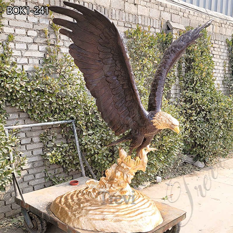 large bronze eagle statue -Trevi Sculpture