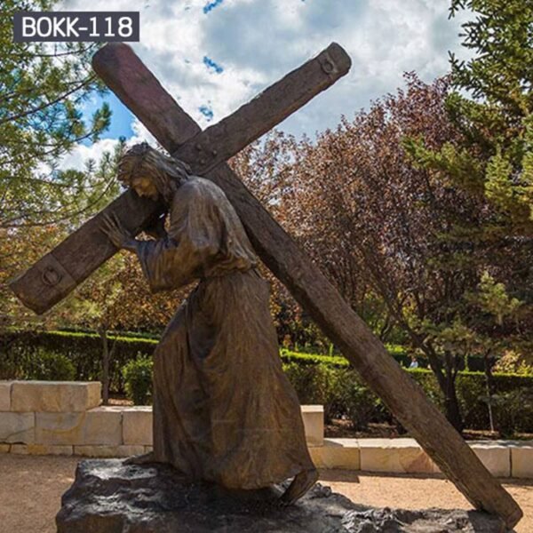 Religious Life Size Bronze Jesus Carrying The Cross Statue Manufacturer